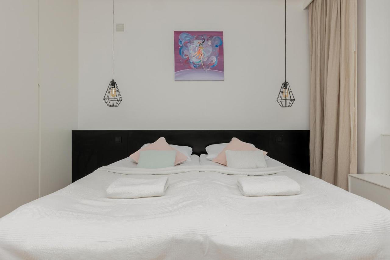 Trendy Apartment Marszalkowska With City View Near Ogrod Saski By Noclegi Renters Varsovie Extérieur photo